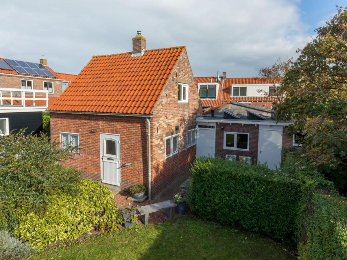 Quaint Holiday Home In Domburg With Terrace Exterior photo
